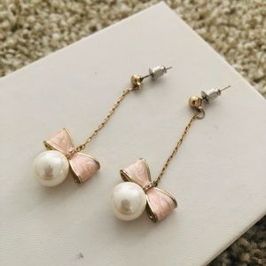 Bow Tie with Pearl Earring